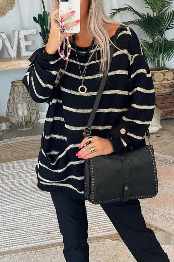 Effortlessly Elegant Sweater with a Timeless Design