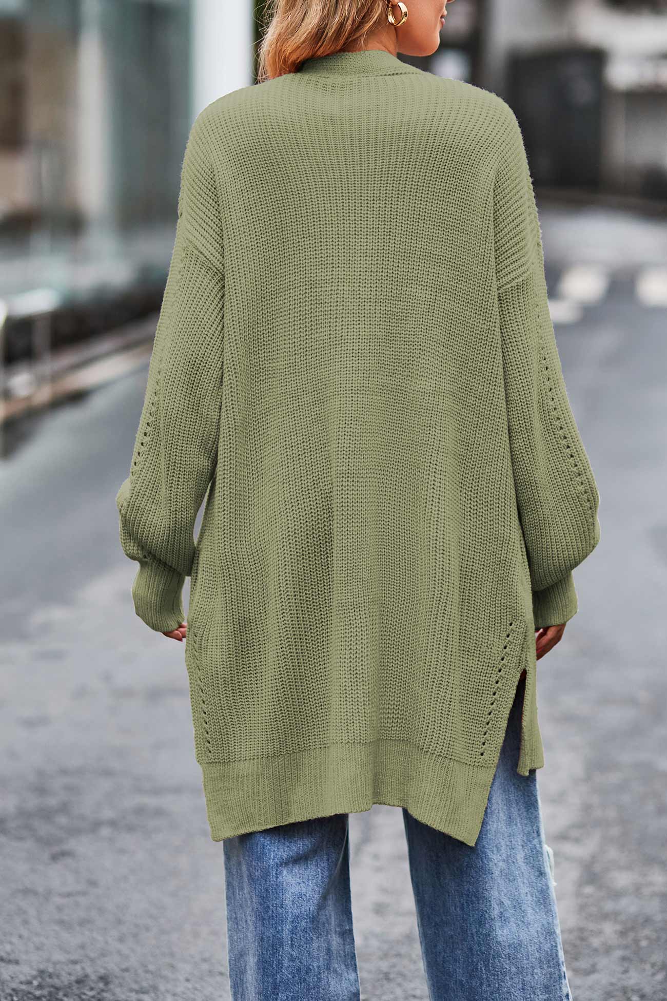 Effortlessly Elegant Cardigan with a Timeless Design