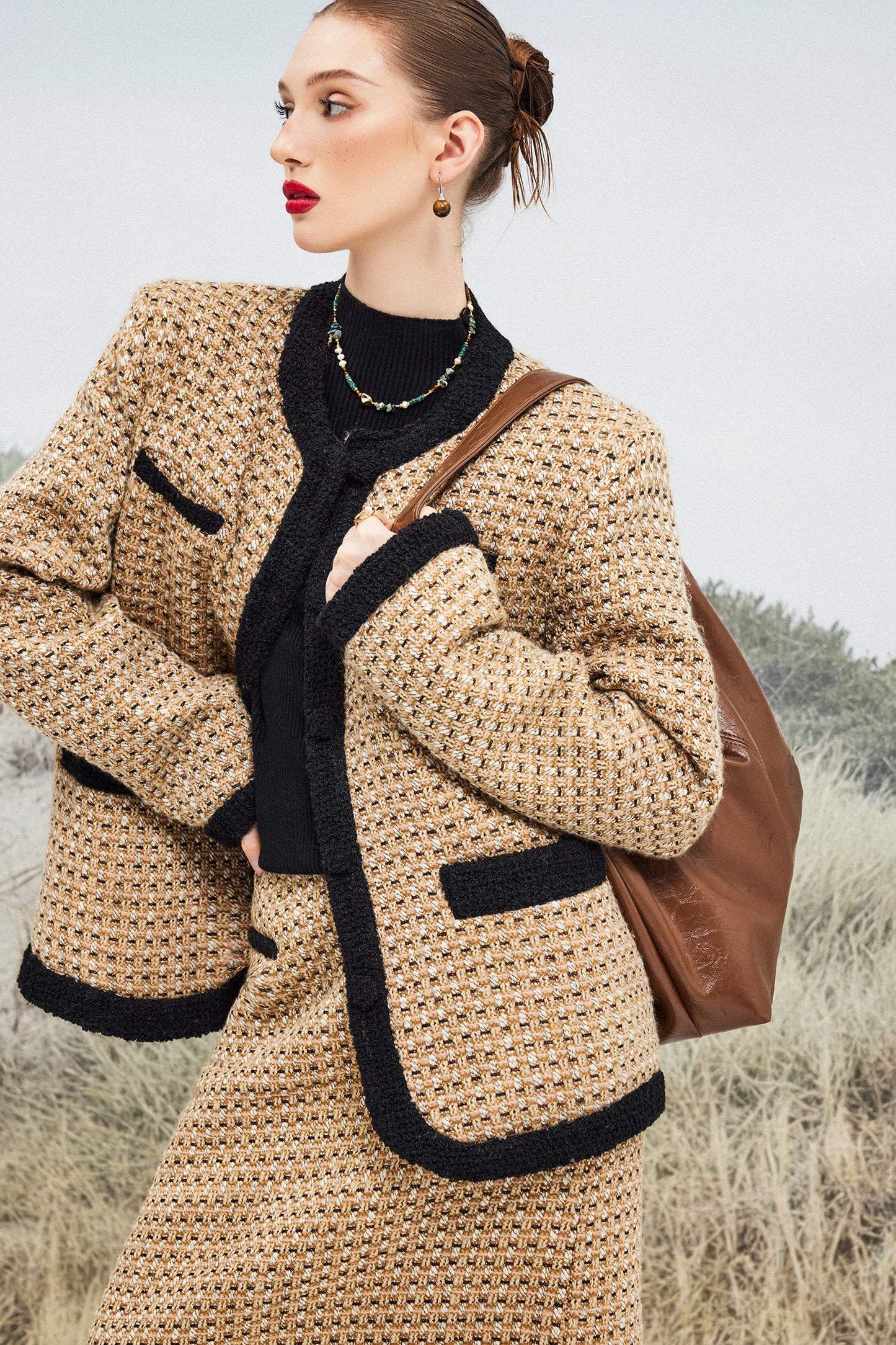 Effortlessly Elegant Bag with a Timeless Design