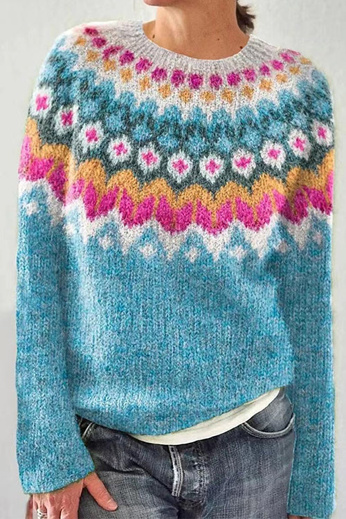 Well Tailored Sweater with a Graceful Silhouette
