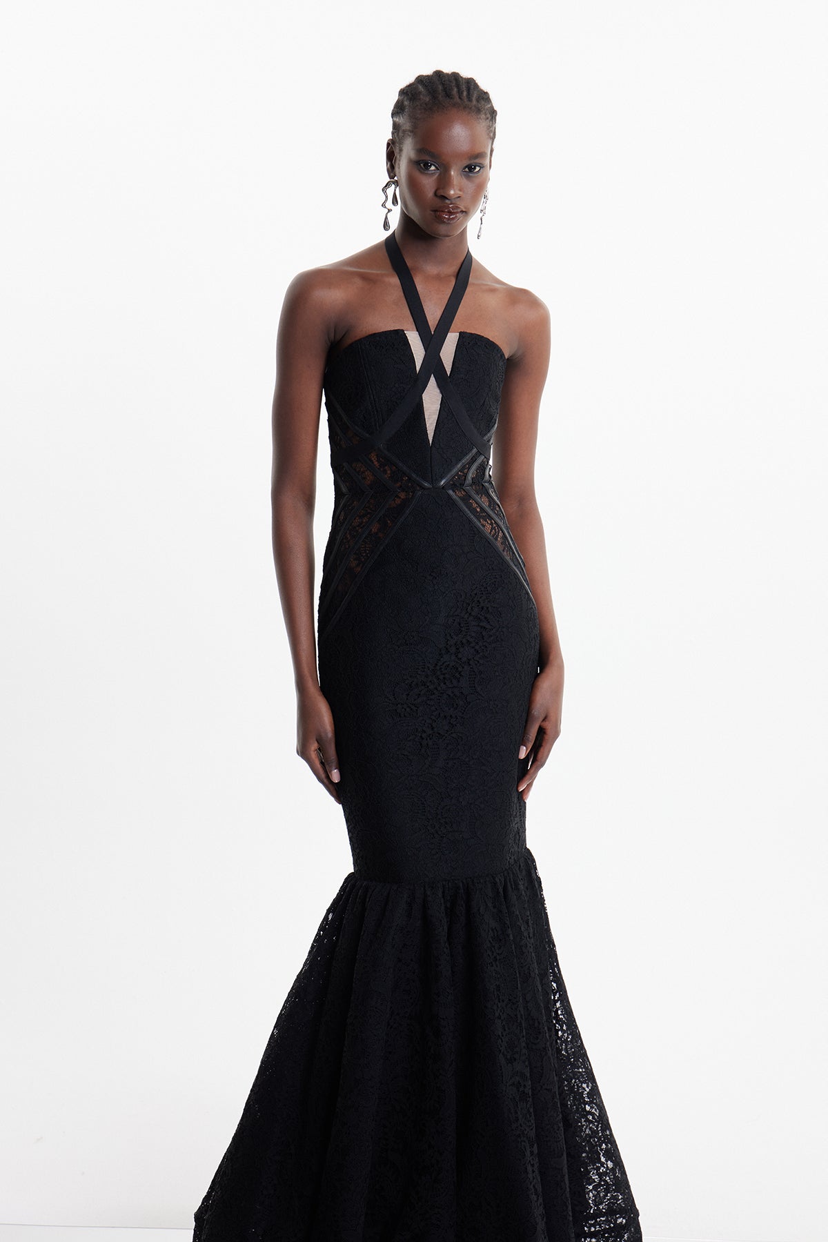 Gracefully Styled Dress for Any Occasion