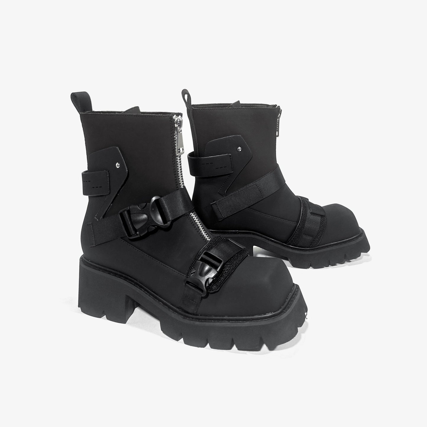 Beautifully Finished Boots in a Timeless Design