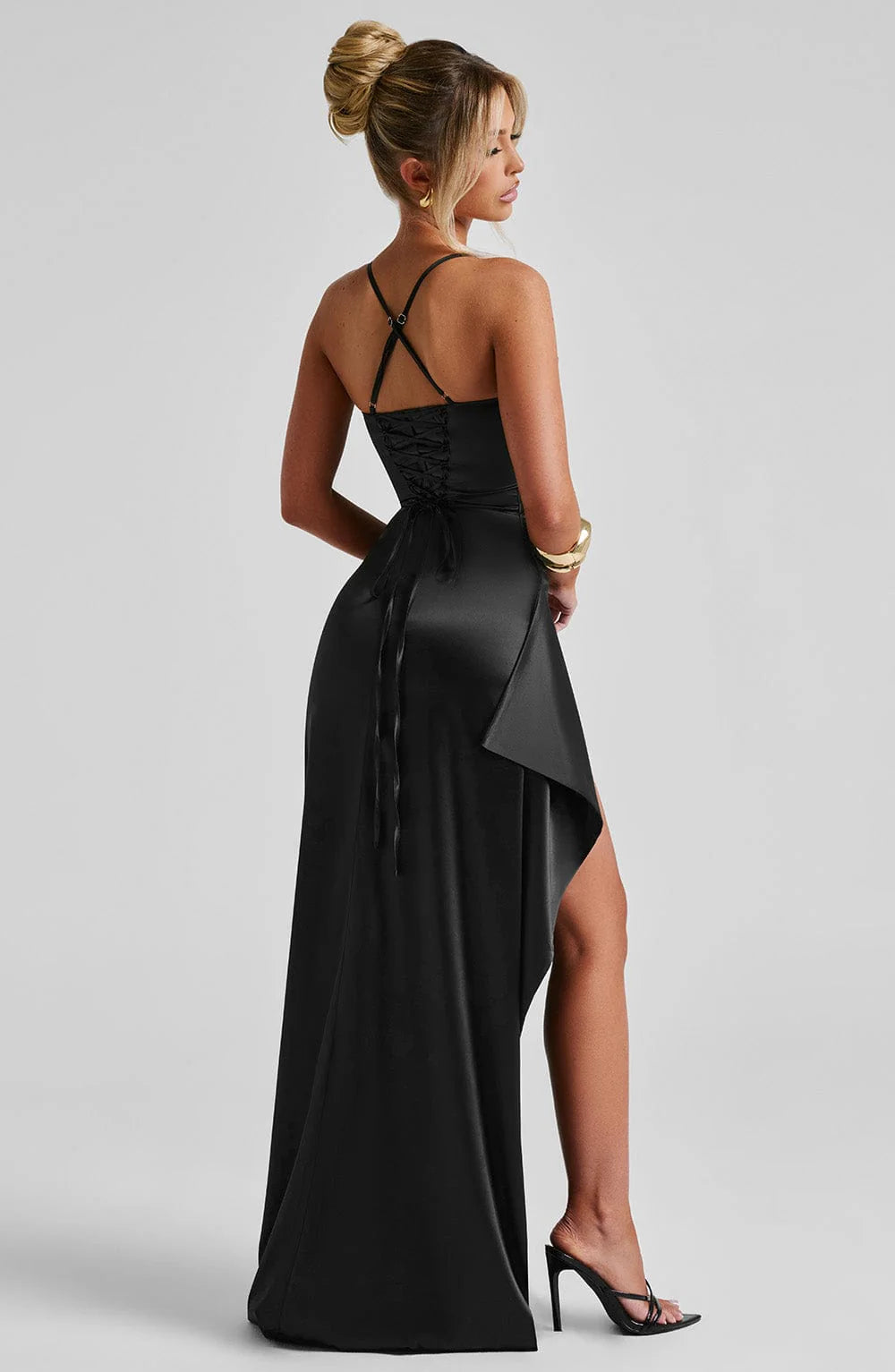 Classic Vintage Garment with a Flattering Fit
