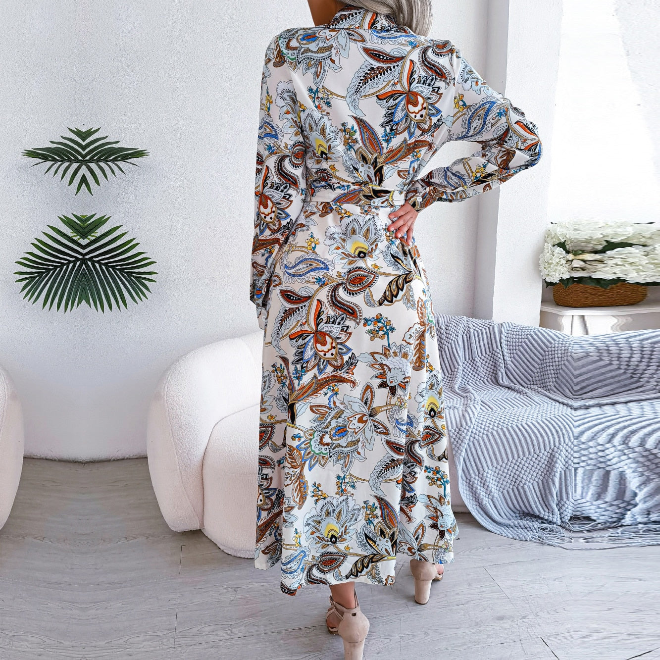 Sophisticated Dress with a Clean Classic Look