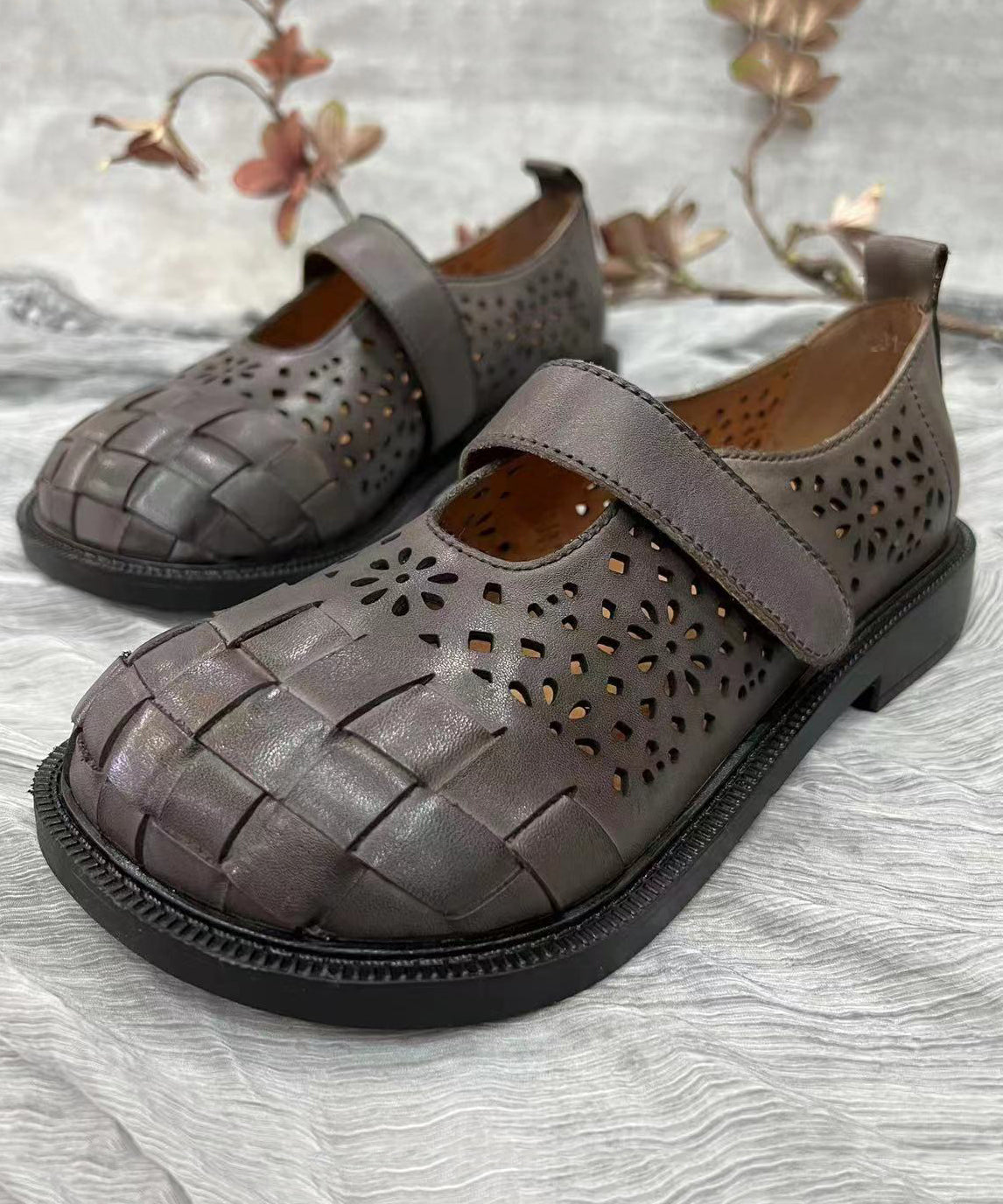 Elegantly Styled Shoes for Everyday Wear