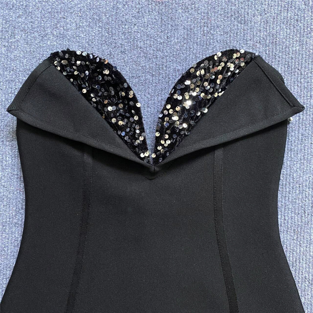 Gracefully Styled Dress for Any Occasion