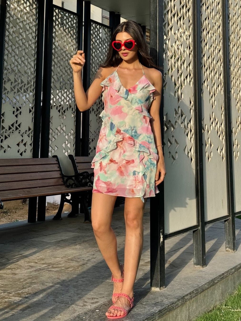 Well Tailored Dress with a Graceful Silhouette