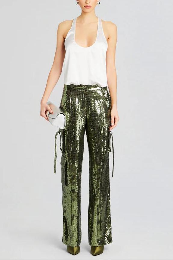 Well Tailored Garment with a Graceful Silhouette