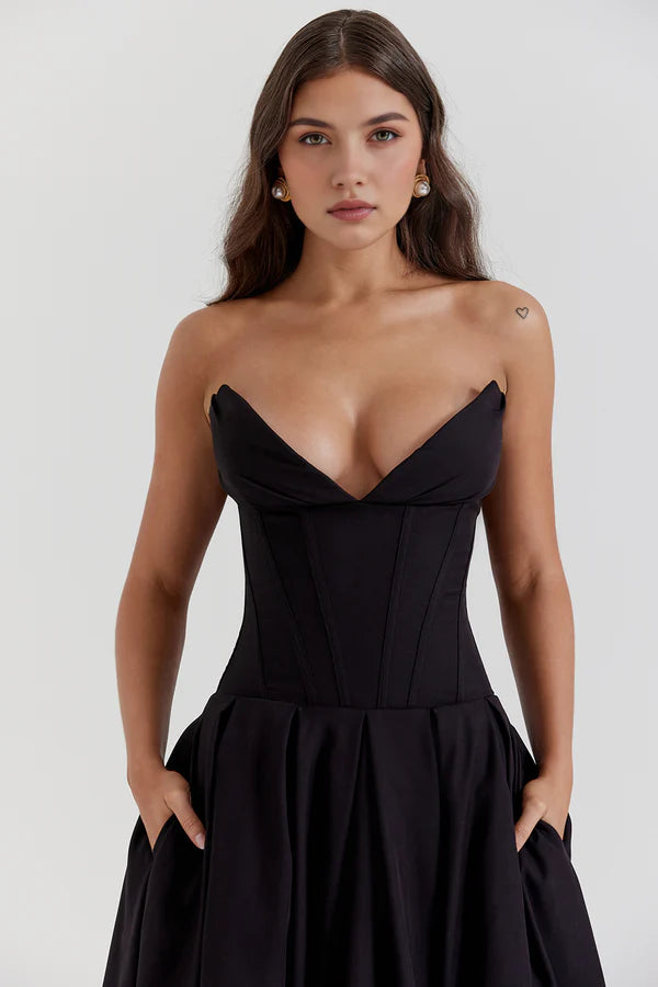 Classic Vintage & Enduringly Stylish Garment