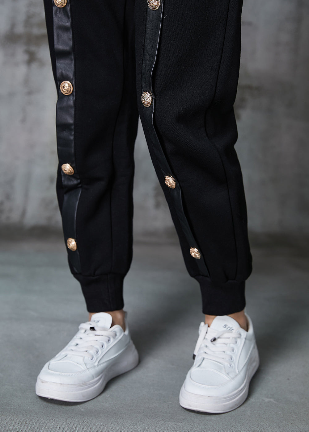 Beautifully Crafted Pants in a Classic Style