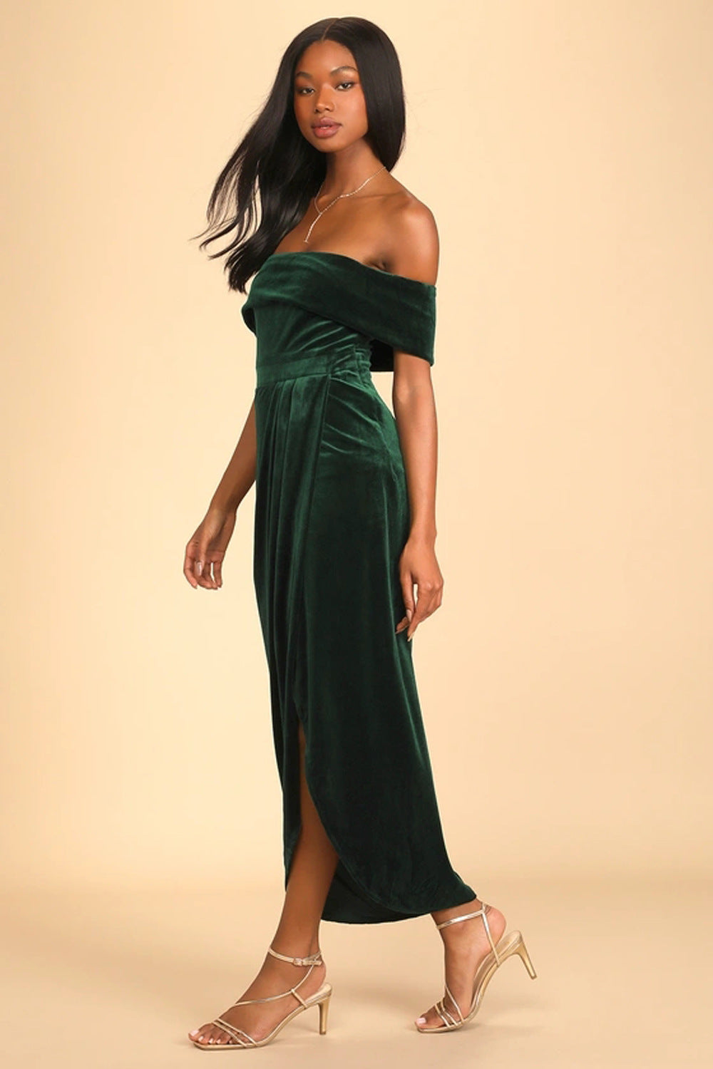 Sophisticated Dress with a Clean Classic Look
