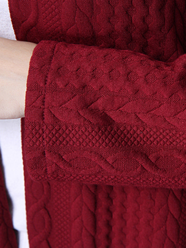 Well Tailored Cardigan with a Graceful Silhouette