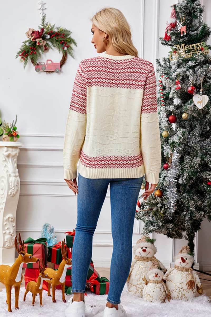 Classic Vintage Sweater with a Flattering Fit