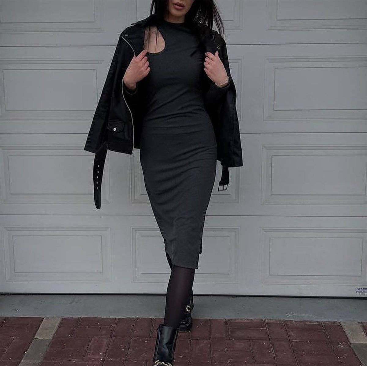 Beautifully Crafted Dress in a Classic Style
