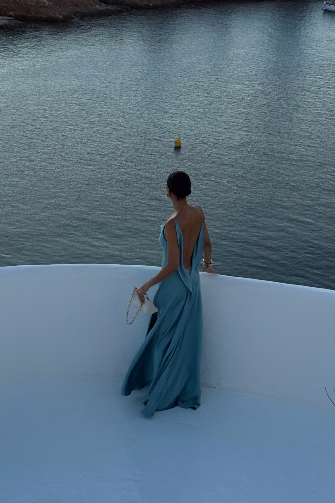 Beautifully Finished Garment in a Timeless Design