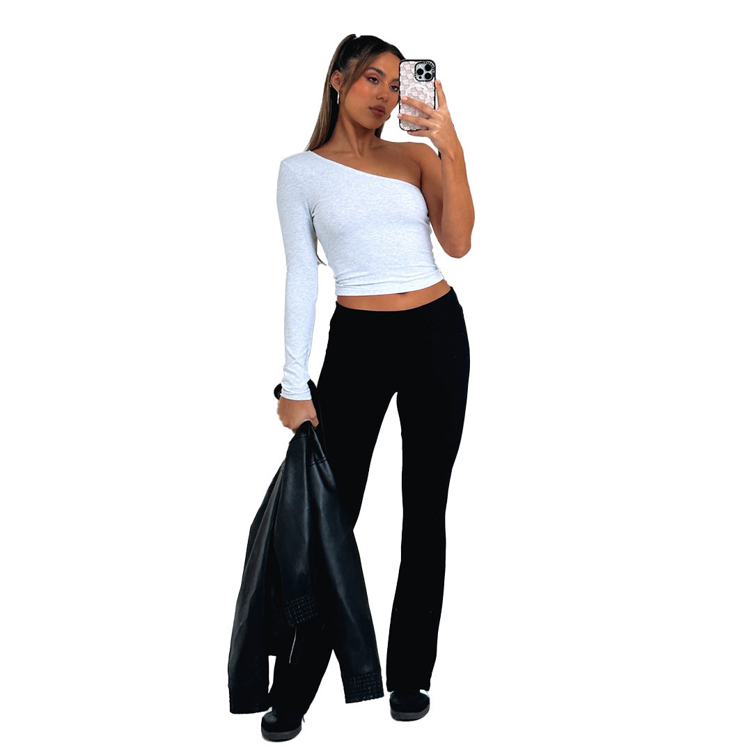 Well Tailored Pants with a Graceful Silhouette
