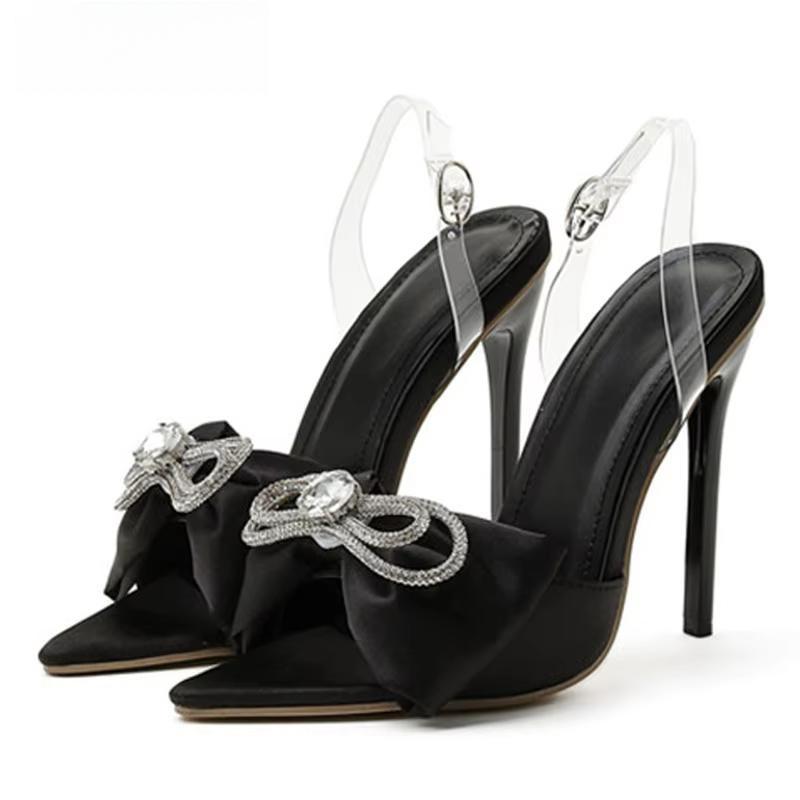 Classic Vintage Heels with a Flattering Fit