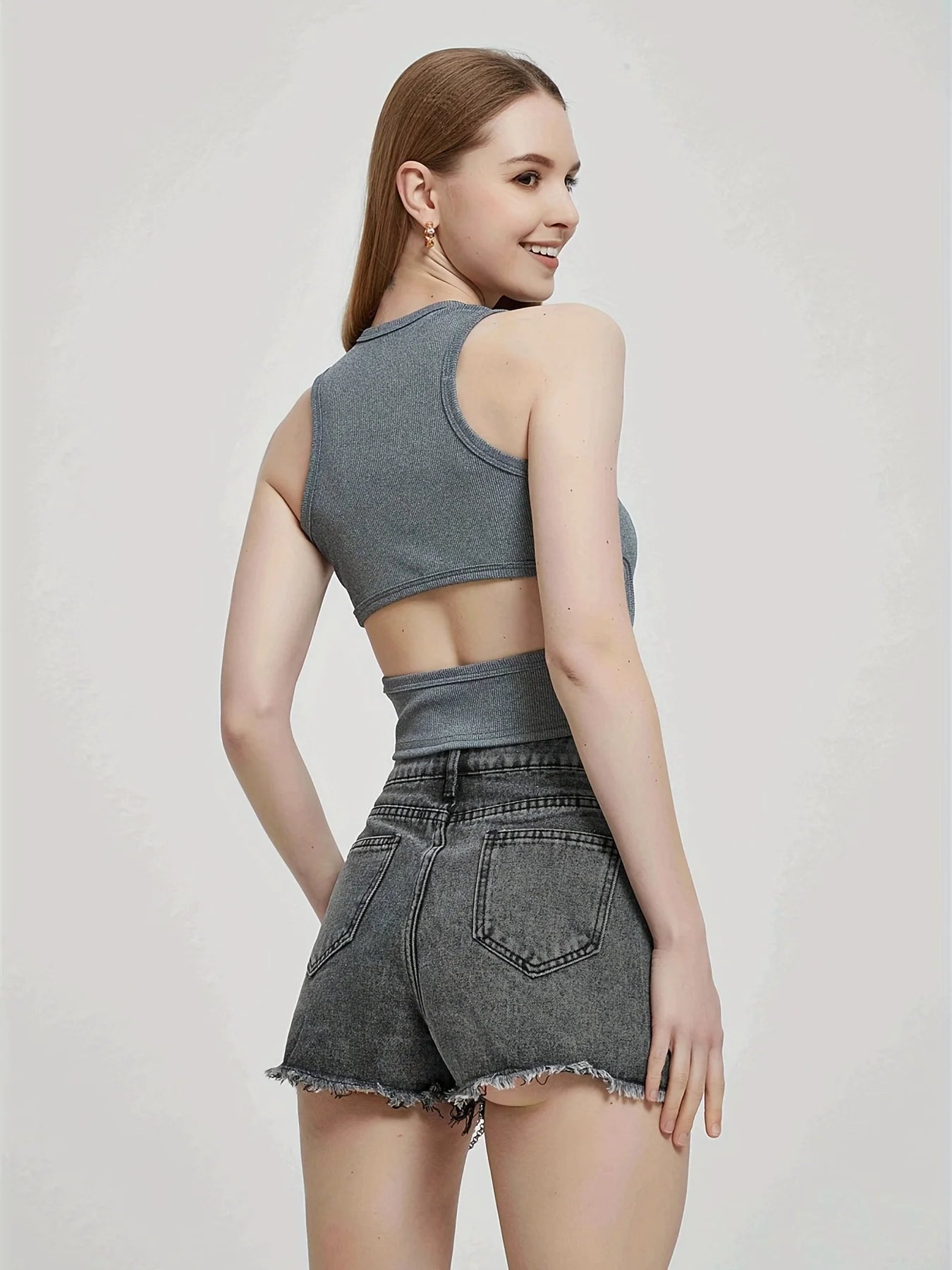 Effortlessly Elegant Garment with a Timeless Design