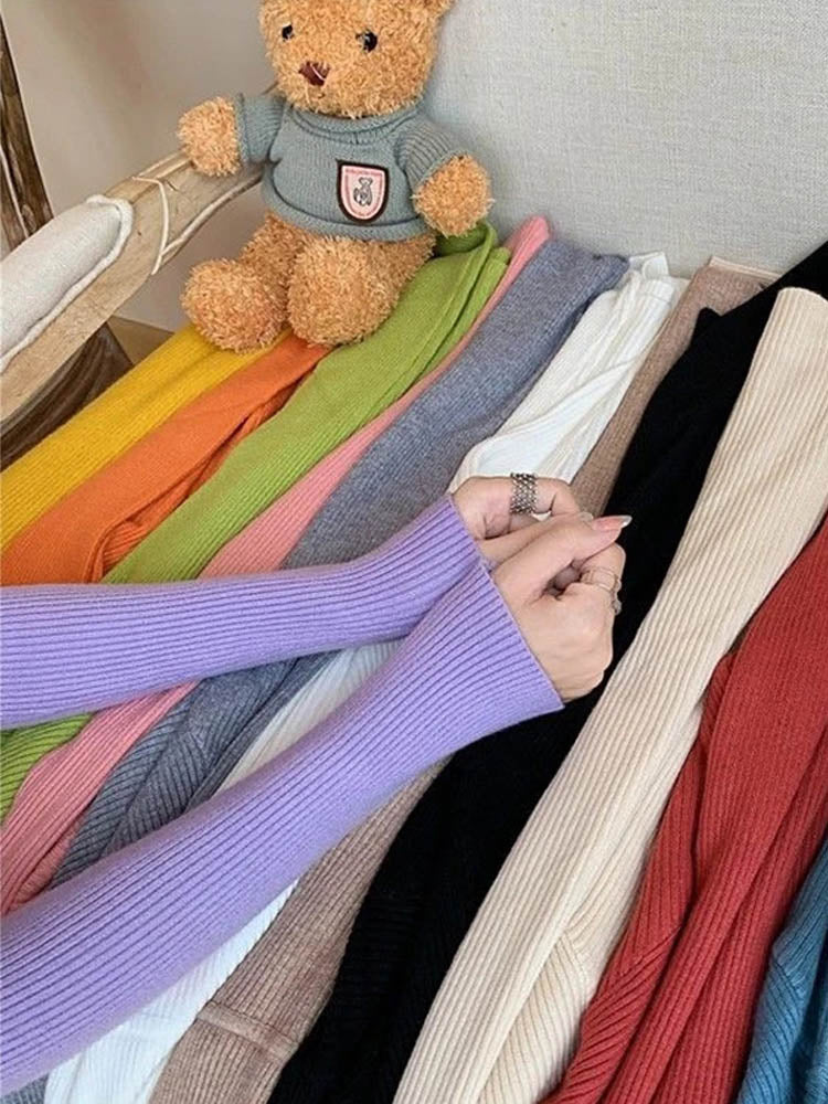 Gracefully Styled Pullover for Any Occasion