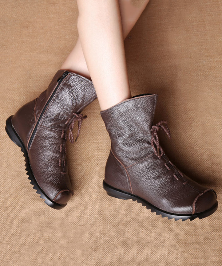 Beautifully Finished Boots in a Timeless Design
