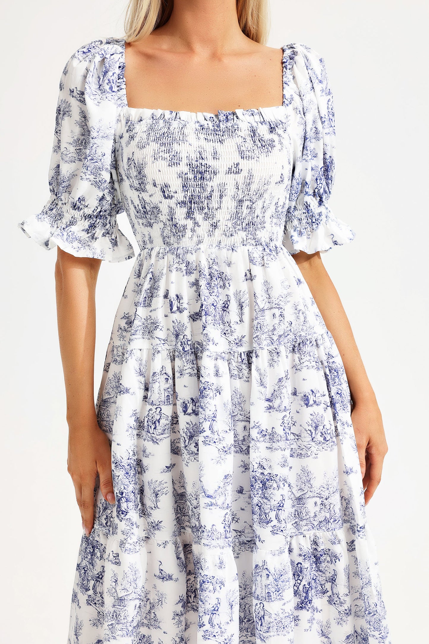 Beautifully Crafted Dress in a Classic Style