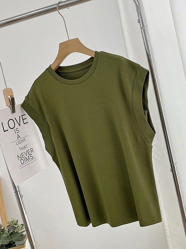 Effortlessly Elegant T-Shirt with a Timeless Design