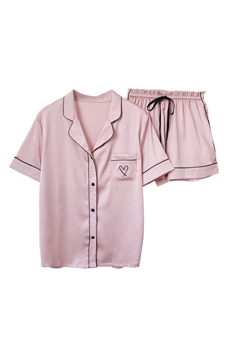 Effortlessly Elegant Garment with a Timeless Design