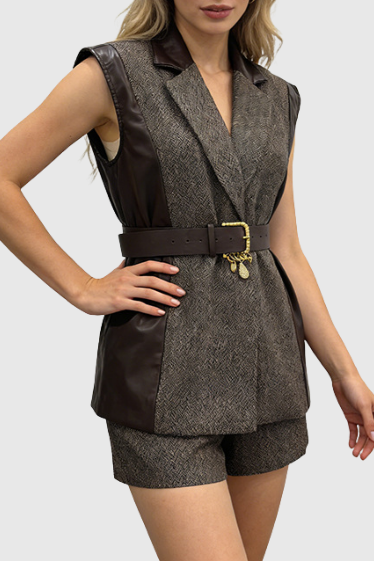 Stunning Set for Daily Wear