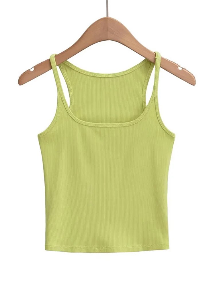 Beautifully Finished Top in a Timeless Design
