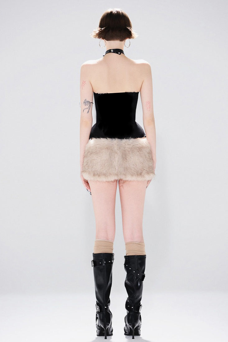 Gracefully Styled Garment for Any Occasion