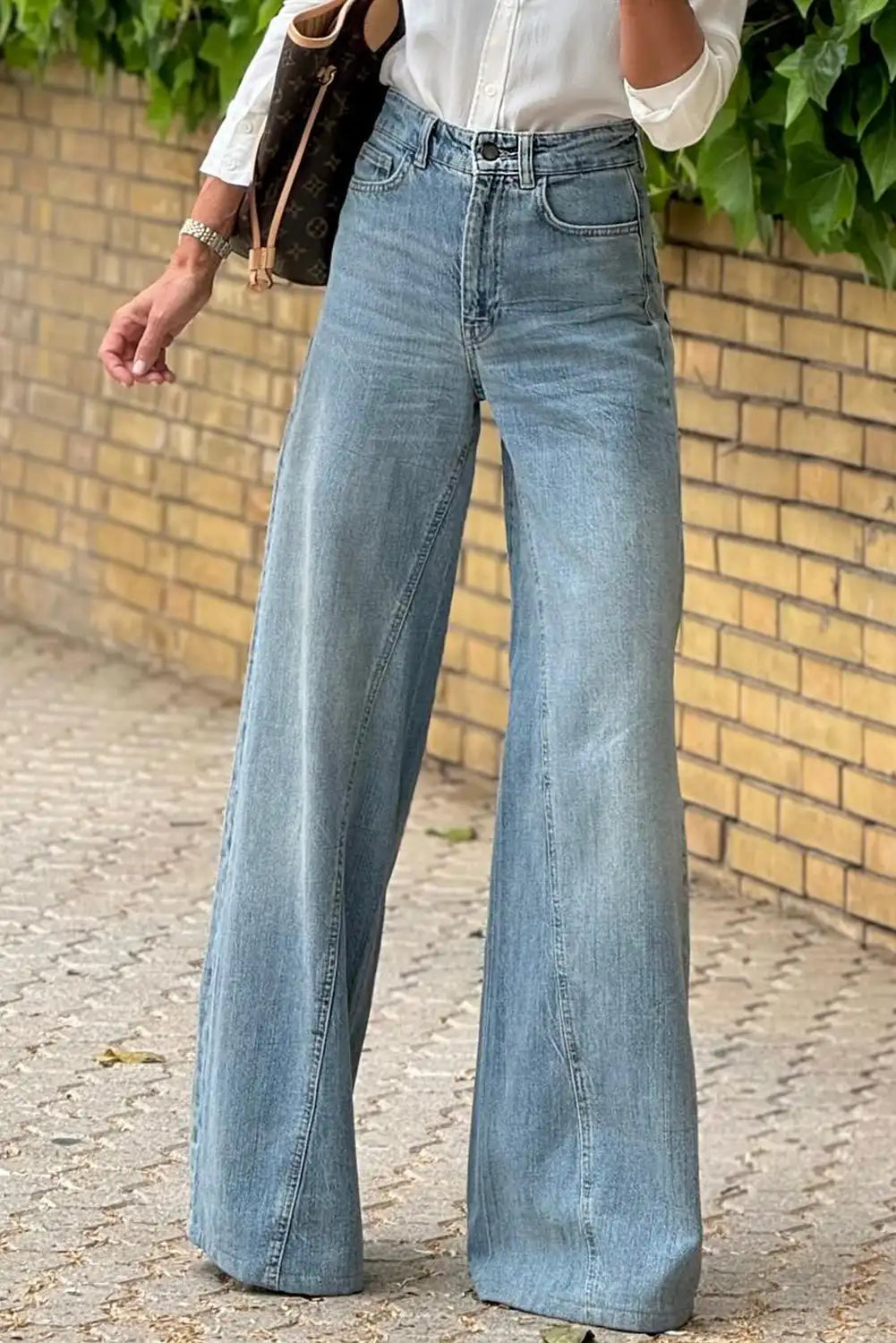 Classic Vintage & Enduringly Stylish Garment