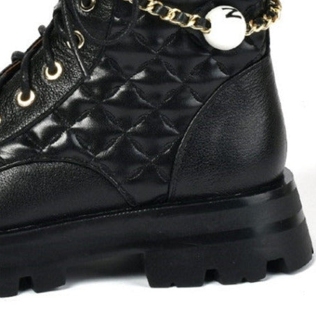 Classic Vintage & Enduringly Stylish Boots