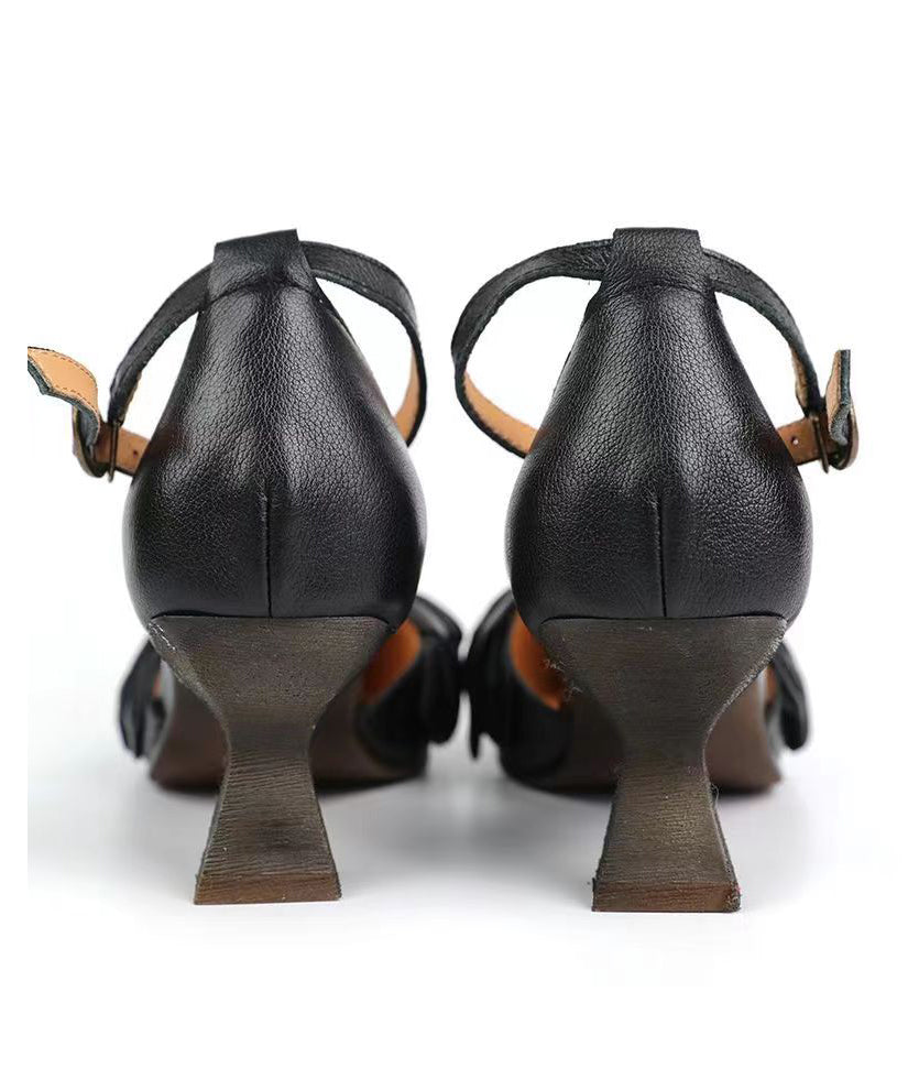 Beautifully Crafted Sandals in a Classic Style