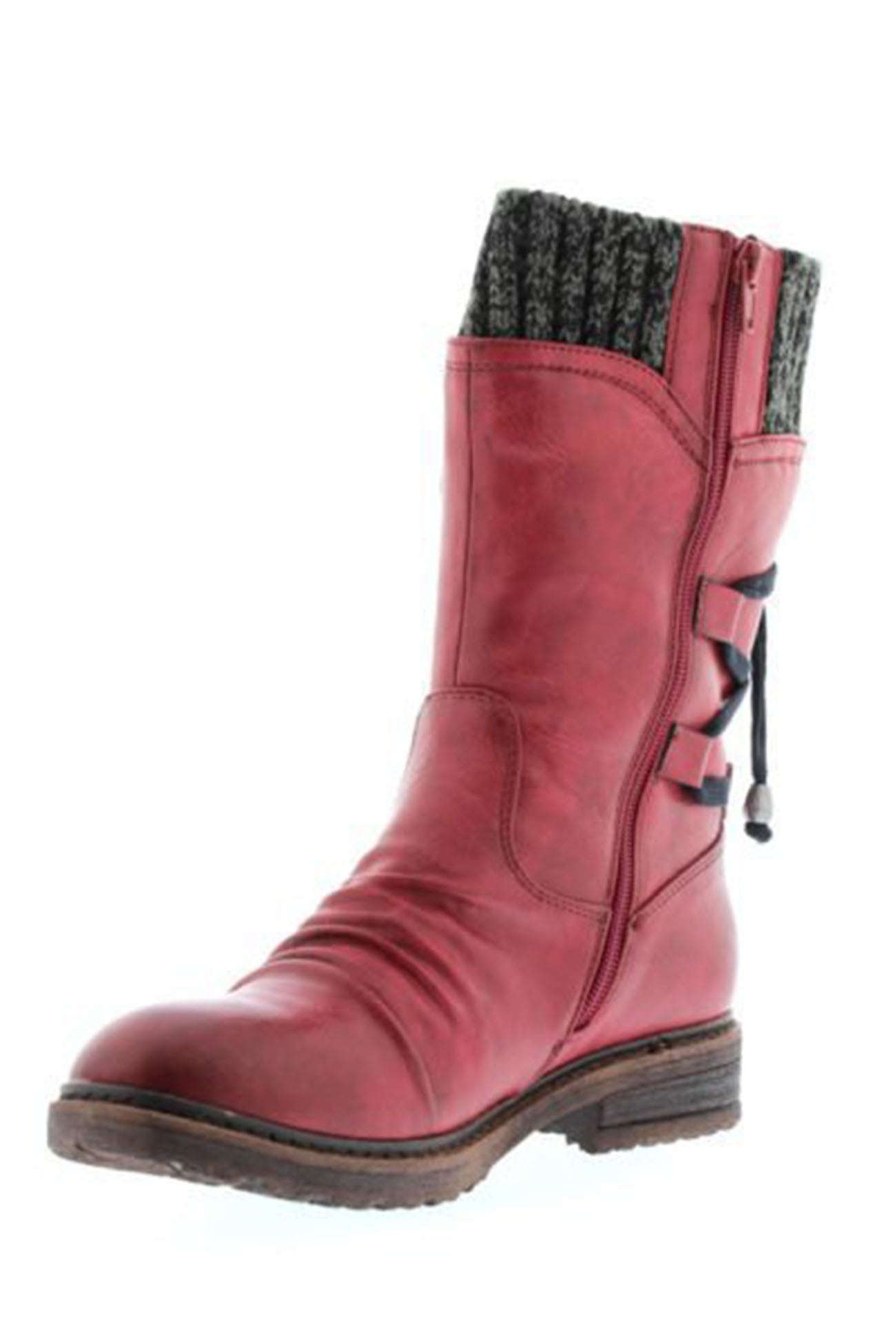 Effortlessly Elegant Boots with a Timeless Design