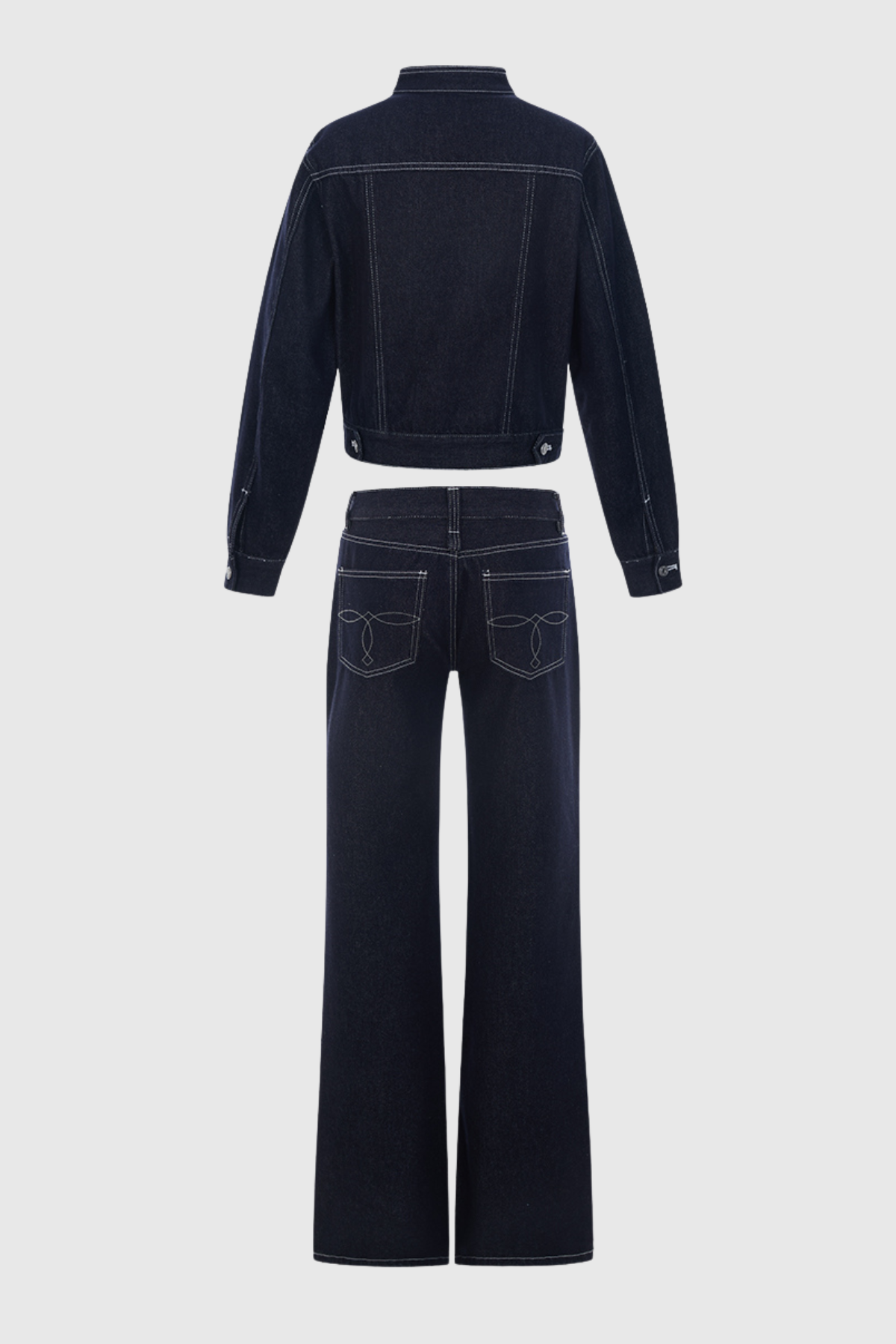 Effortlessly Elegant Jacket with a Timeless Design