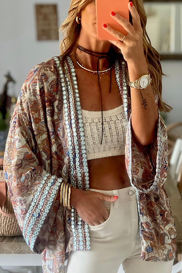 Effortlessly Elegant Cardigan with a Timeless Design