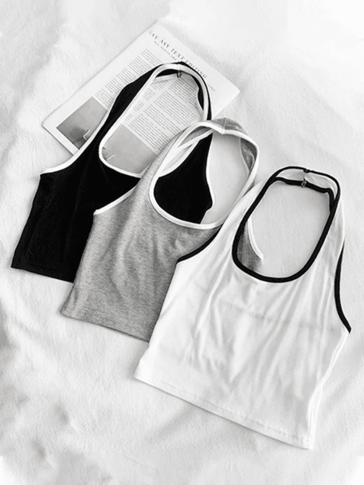Well Tailored Top with a Graceful Silhouette
