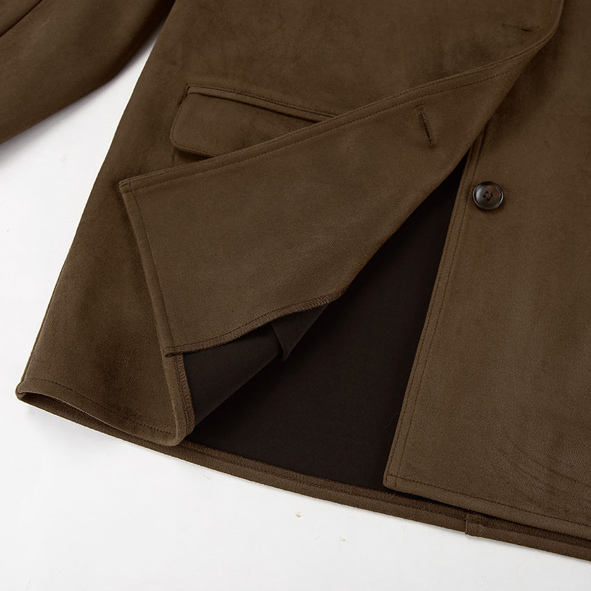 Effortlessly Elegant Jacket with a Timeless Design