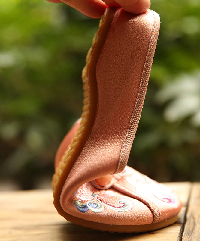 Elegantly Styled Sandals for Everyday Wear