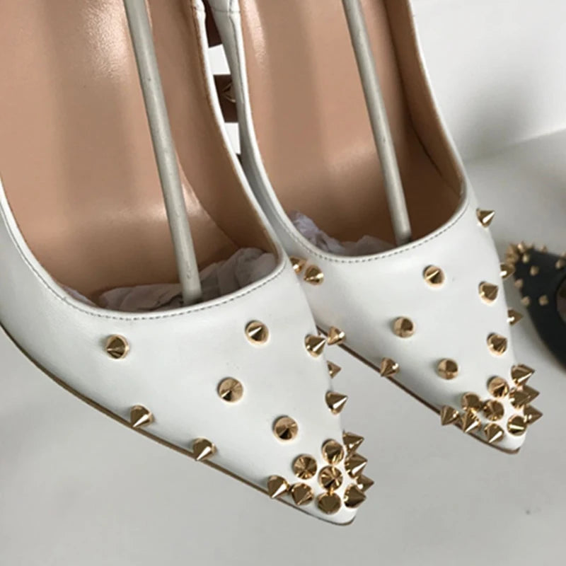 Classic Vintage Shoes with a Flattering Fit