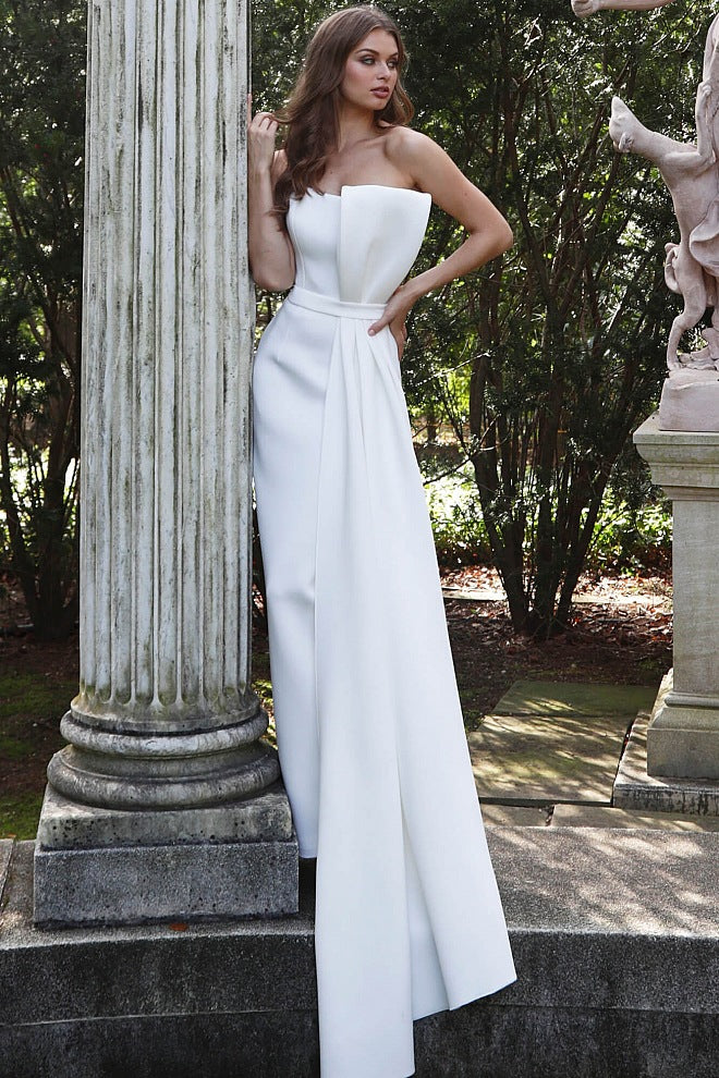 Gracefully Styled Trousers for Any Occasion