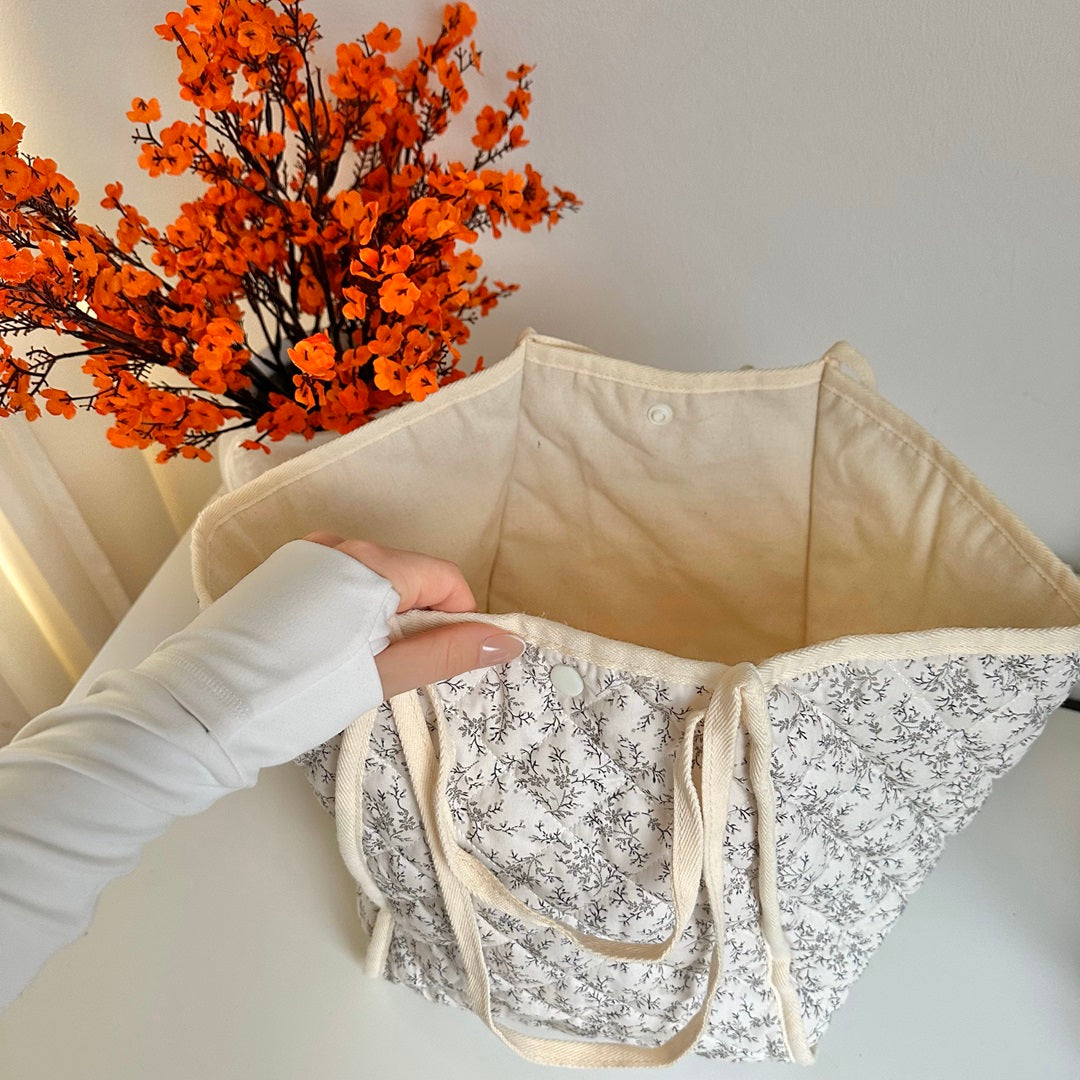 Elegantly Styled Bag for Everyday Wear