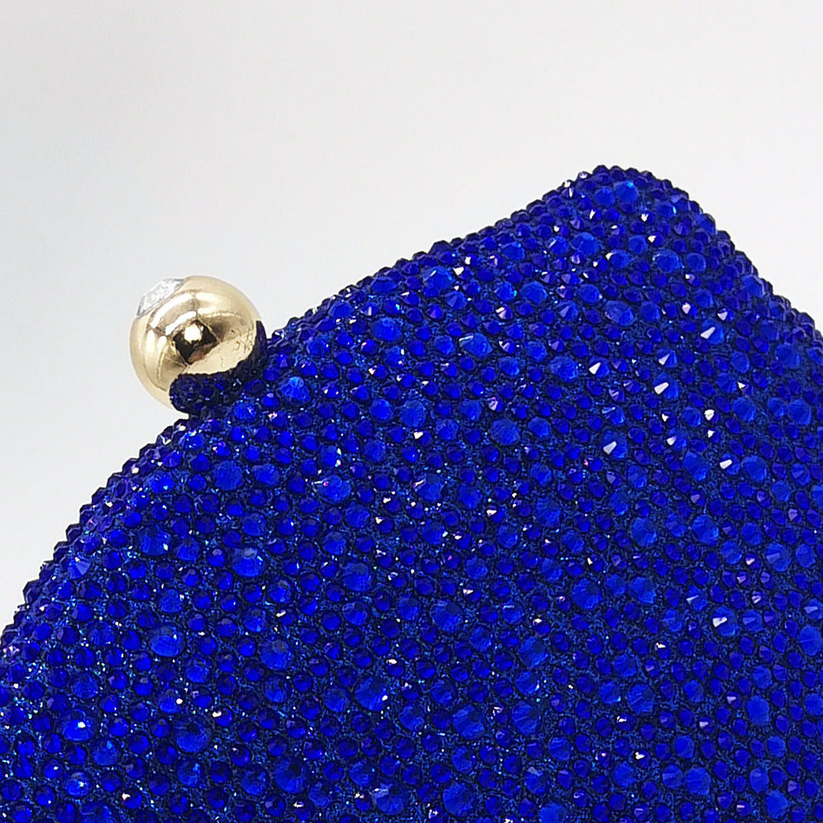 Effortlessly Elegant Bag with a Timeless Design