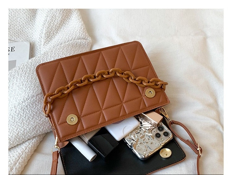 Beautifully Crafted Bag in a Classic Style