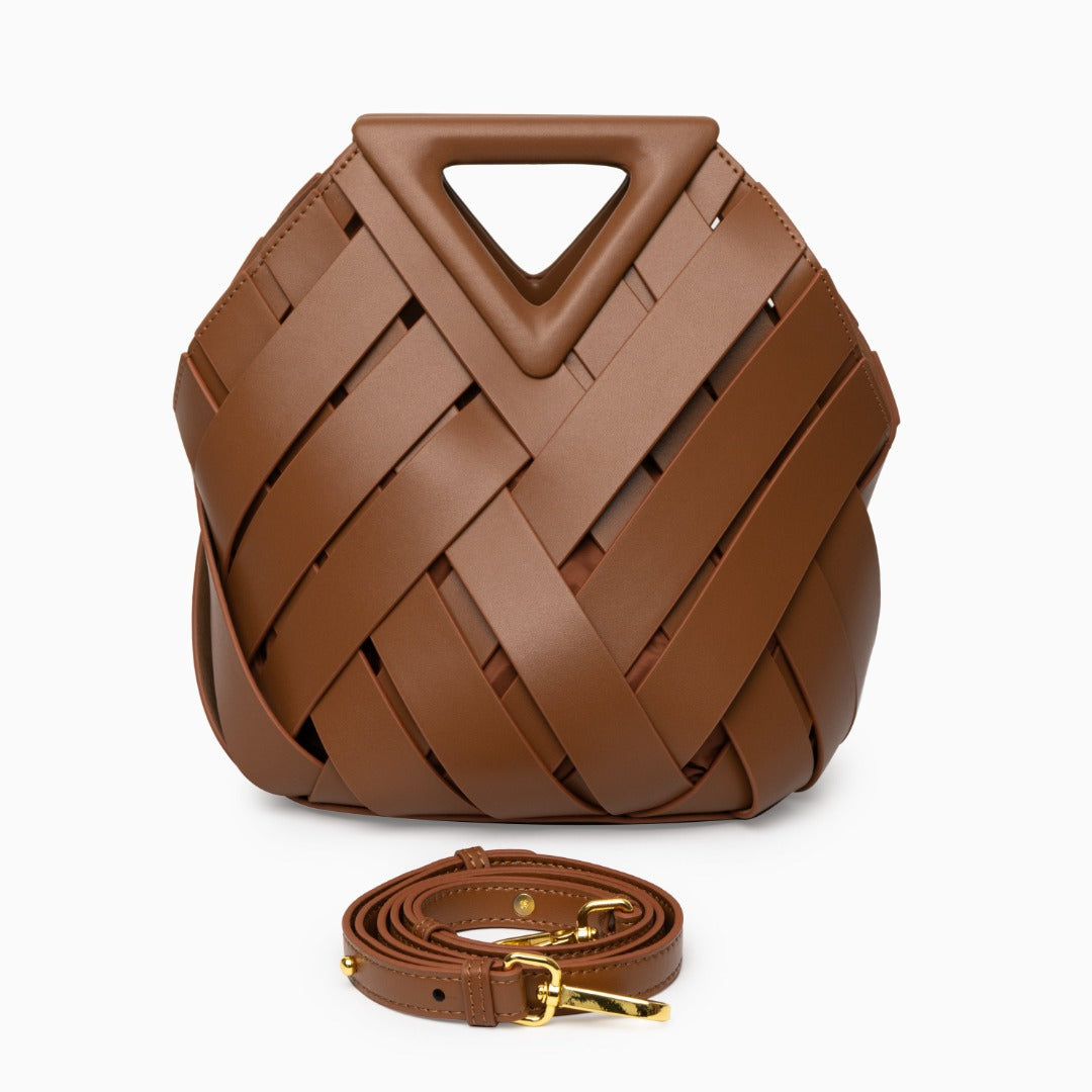 Well Tailored Bag with a Graceful Silhouette
