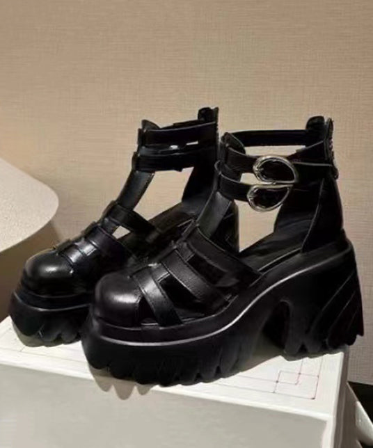 Beautifully Finished Sandals in a Timeless Design