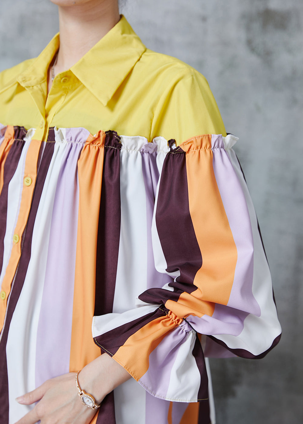 Effortlessly Elegant Shirt with a Timeless Design