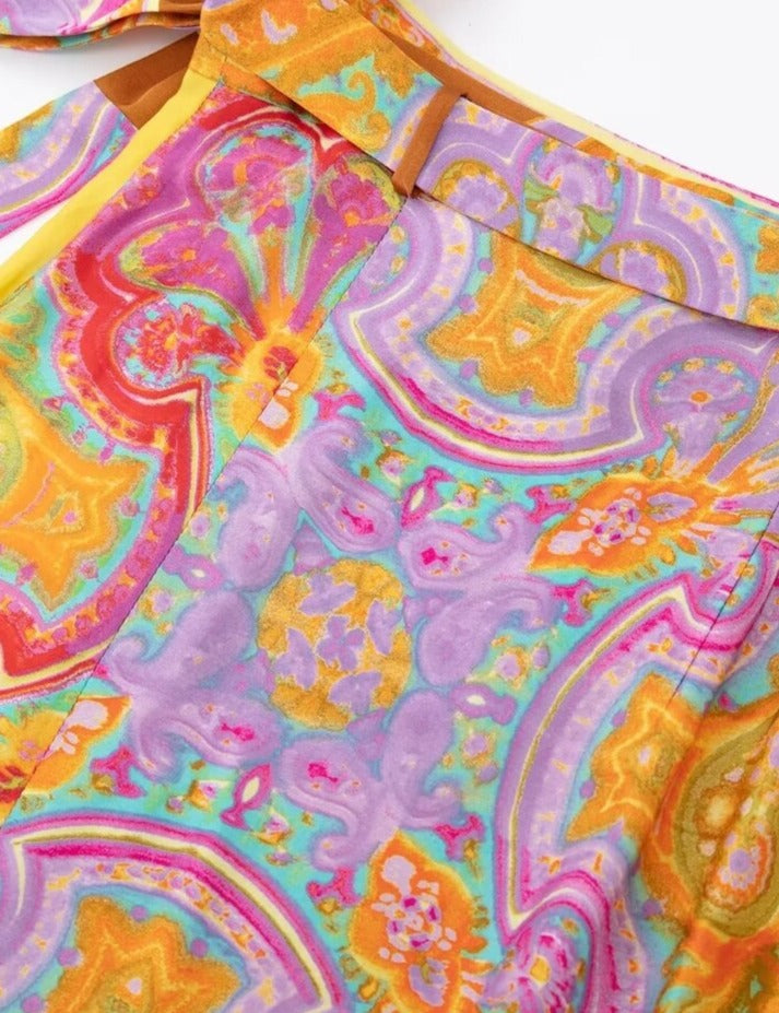 Beautifully Finished Garment in a Timeless Design