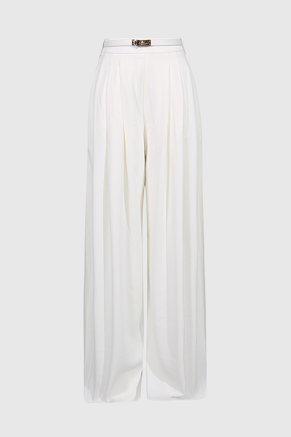 Effortlessly Elegant Pants with a Timeless Design