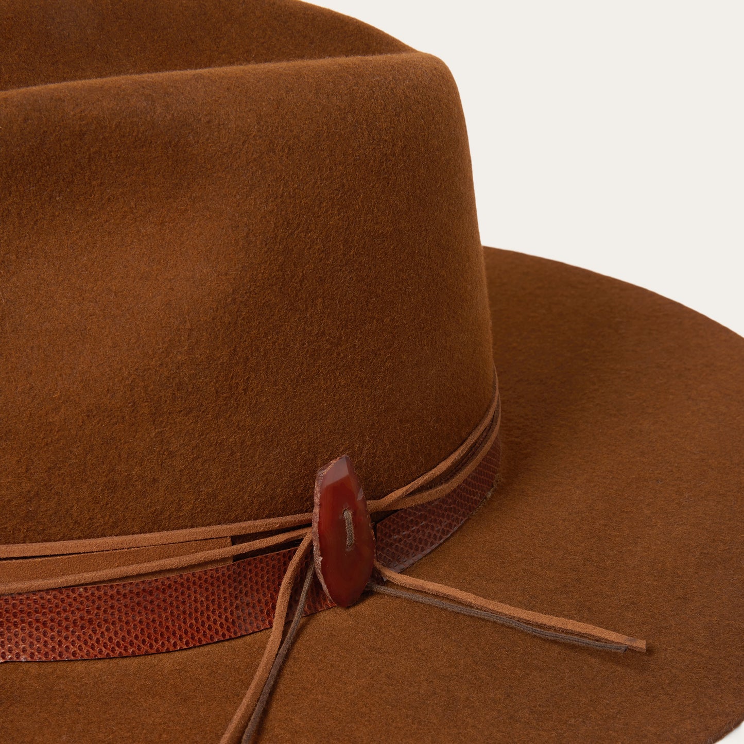 Effortlessly Elegant Garment with a Timeless Design